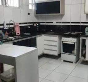 ad748087c36cf342e07b83c259a36b4fe0d7d1f5 · Sobrado com 3 dormitórios à venda, 216 m² por R$ 500.000,00 - Castelo - Santos/SP