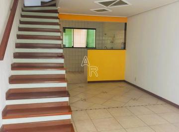 Foto 01 · Casa de Condomínio à Venda em Cotia-SP, Jardim Guerreiro: 3 Quartos, 1 Sala, 1 Vaga de Garagem!