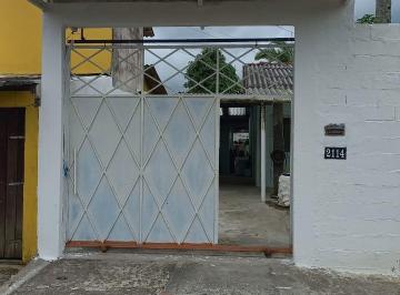 Casa de 3 quartos, Peruíbe · casa 3 quartos com quintalzão e piscina Peruíbe