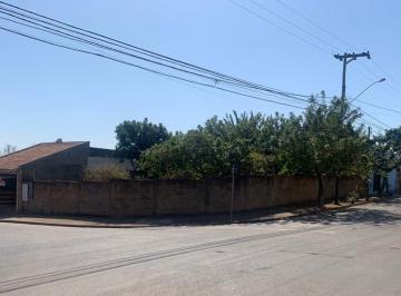 Foto 01 · Terreno de esquina, medindo 307 m², localizado no bairro Jardim Santa Rita de Cássia, na rua princip