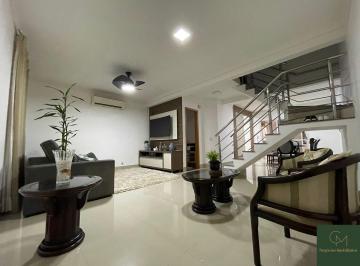 Casa · 200m² · 3 Quartos · 2 Vagas · Casa em Condomínio no bairro Santa Cruz 2