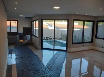 Casa · 200m² · 4 Quartos · 4 Vagas · Casa Térrea a Venda de AC:200m²