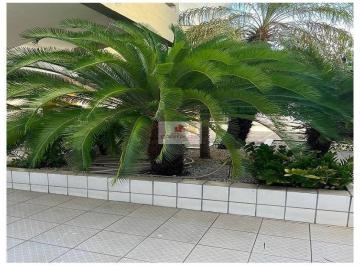 b3e9801a8c89c8757bdc09dfa83e2d09.jpg · Apartamento com 155m2, com 4 quartos