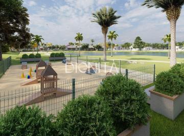 Terreno · 160m² · Comprar terreno em condomínio no bairro Centro em Aquiraz-CE.