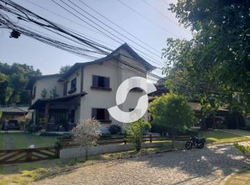 6f8db87bbda509f6a7bbd71fea7cbe0a996e19df · Casa à venda, 350 m² por R$ 1.600.000,00 - Pendotiba - Niterói/RJ