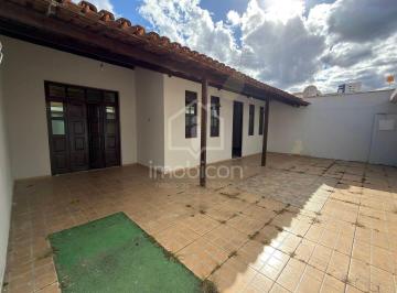 Casa · 130m² · 3 Quartos · 2 Vagas · Alugo: Casa de 3/4 no Inocoop I - Candeias - Vitória da Conquista/BA