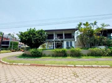 Casa de 3 quartos, Pontal do Paraná · Sobrado Alto Padrão em Atami Norte