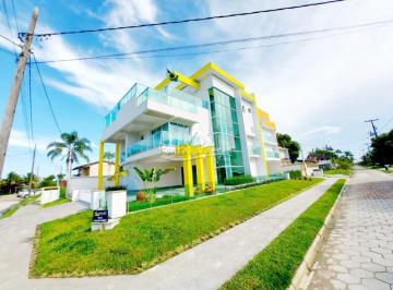Casa , Pontal do Paraná · Triplex Alto Padrão em Atami Sul