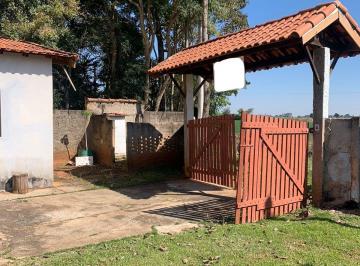 Foto 01 · Chácara 1600m2 Casa 90m2 2 Dorms, Sala, Cozinha, Banheiro, Copa, Garagem Coberta, Fogão a Lenha, Arv