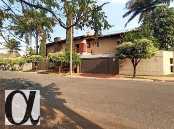 b1abf8f18f82bd60f49f301b6213cbed4ec93781 · SOBRADO DE ESQUINA COM POTENCIAL COMERCIAL