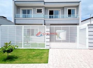 Casa · 320m² · 5 Quartos · 2 Vagas · Residência duplex alto padrão no centro de Guaratuba.  Imóvel novo em dois pavimentos. Com piscina e