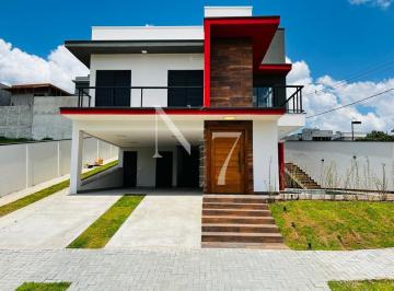 Casa · 230m² · 3 Quartos · 6 Vagas · Sobrado NOVO em condomínio fechado !