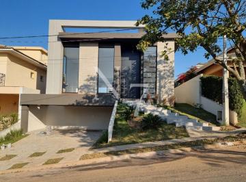 Casa · 304m² · 3 Quartos · 2 Vagas · Casa Térrea NOVA em Condomínio Fechado !