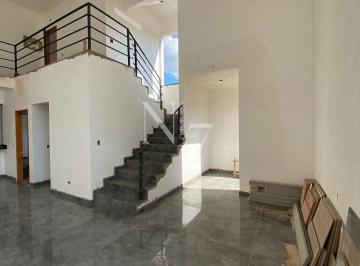 Casa · 220m² · 4 Quartos · 3 Vagas · Casa de Condomínio-4suítes-2vagas-piscina-jacuzzi-pé direito
