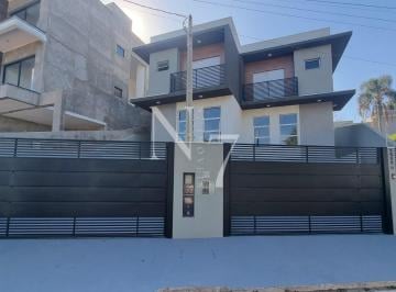 Casa de 3 quartos, Atibaia · Sobrado NOVO com 3 Suítes acabamento premium !