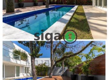 Casa · 786m² · 4 Quartos · 8 Vagas · Casa  de cinema em Condomínio no Campo Belo. 4 suites, alto padrão