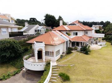 Casa de 4 quartos, Curitiba · 04 dormitórios , 02 suítes 798M² , 10 vagas 041 9 9982 15 97