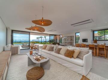 Casa · 458m² · 5 Quartos · 4 Vagas · Casa Estaleiro