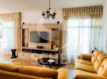 Photo 1 · Casa Térrea de 170m² com 3 quartos e 4 vagas de garagem à venda no Jabaquara - SP