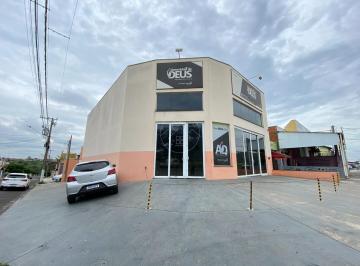 Foto 01 · Prédio comercial com ótima localização