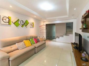 Casa · 140m² · 3 Quartos · 2 Vagas · Sobrado a venda com 3 quartos, 2 vagas e quintal