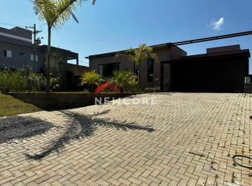 Casa · 220m² · 3 Quartos · 5 Vagas · Casa de condomínio em Rua Bauru - Barreiro - Araçoiaba da Serra/SP