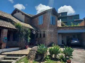 32 · Casa, localizada a Rua Dona Lida Monteiro - Bairro Teresópolis, Morro São Caetano, com 280m²