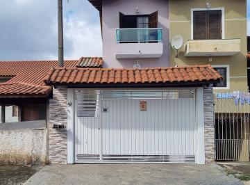 Casa , Arujá · Sobrado Geminado a venda em Arujá 