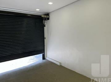 Comercial · 204m² · 2 Vagas · Casa assobradada Comercial próxima ao metrô Marechal com 03 salas e 02 vagas - Santa Cecília