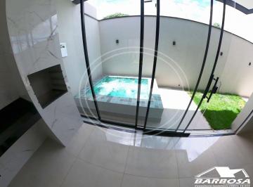 Casa · 135m² · 3 Quartos · Casa Alto Padrão no Setor Turista II em Caldas Novas