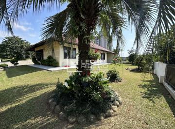 Casa · 165m² · 3 Quartos · 2 Vagas · Casa com 3 dormitórios à venda no bairro Das Capitais em Timbó/SC.
