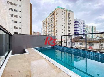 384d4a9e80276a9a05450856b43783b6f842e2d0 · Casa duplex sobreposta alta à venda a poucos metros da praia do Embaré, recém construída, com 3 suít