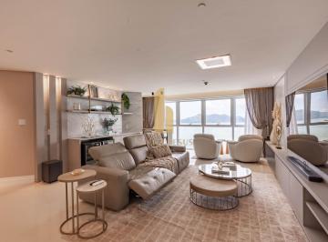 Apartamento · 164m² · 3 Quartos · 4 Vagas · Apartamento Decorado e Mobiliado com Vista Mar em BC