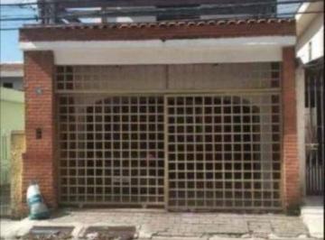 Casa · 224m² · 3 Quartos · 2 Vagas · Sobrado com 3 quartos para alugar, 224 m² por R$ 3.866/mês - Vila Rosália - Guar