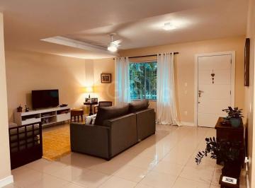 4 sala · Casa Residencial de 191 m² com 4 quartos sendo 2 suítes no Itacorubi
