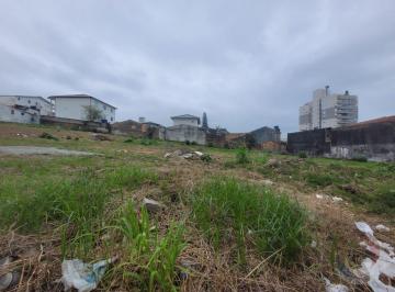 1 · Terreno de 2406.14m² no bairro Barreiros