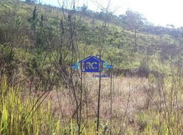 imovel_4620_28352.jpg · Unidade disponível no Residêncial Monteville dentro de Conselheiro Lafaiete com luz e água disponíve
