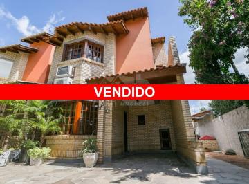 Foto 01 · Sobrado com 147m² e 3 Dormitórios - Guarujá, Porto Alegre
