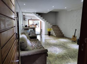 WhatsAppImage20231122at19128133.jpeg · Casa para Venda em Jacareí/SP - 2 Dorm. 150 m2 Área Útil
