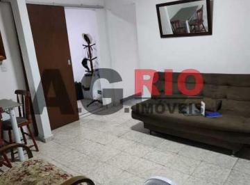 Casa · 74m² · 3 Quartos · 1 Vaga · Casa de rua - / Residencial / Praça Seca