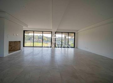 Apartamento · 288m² · 2 Vagas · APARTAMENTO À VENDA EM GRAMADO COM TRÊS SUÍTES!