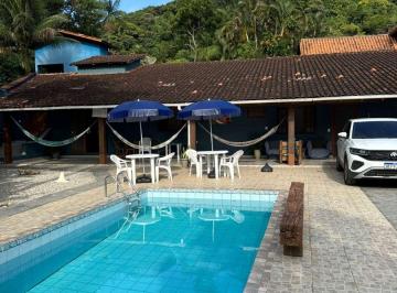 Casa de 4 quartos, São Sebastião · Casa a Venda em Boiçucanga com piscina
