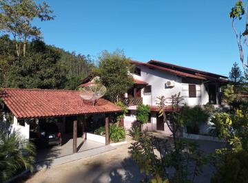 Casa de 3 quartos, Nova Trento · Linda Casa a Venda Próximo ao Santuário Madre Paulina em Nova Trento