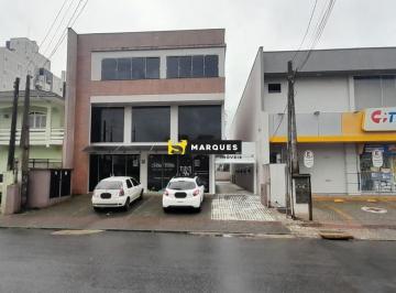 Comercial · 120m² · 3 Vagas · Sala / Iririú