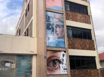 Comercial · 250m² · 10 Vagas · PRÉDIO COMERCIAL À VENDA E LOCAÇÃO NO CENTRO DE JUNDIAÍ/SP