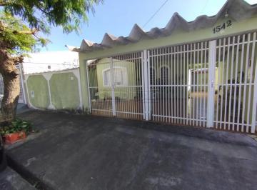 frente · Casa Padrão em São Carlos