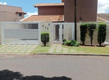 Casa · 437m² · 3 Quartos · 4 Vagas · Casa Sobrado em Araraquara