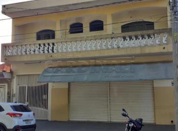 frente · Barracão comercial com boa localização e bem espaçoso