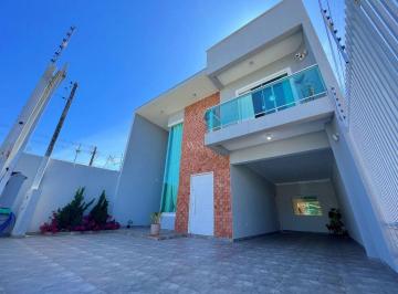 Casa · 220m² · 3 Quartos · 4 Vagas · Sobrado a venda no bairro Cruzeiro