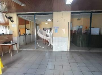 Comercial · 101m² · Vende-se imóvel comercial no bairro da Ponta da Praia em Santos!
